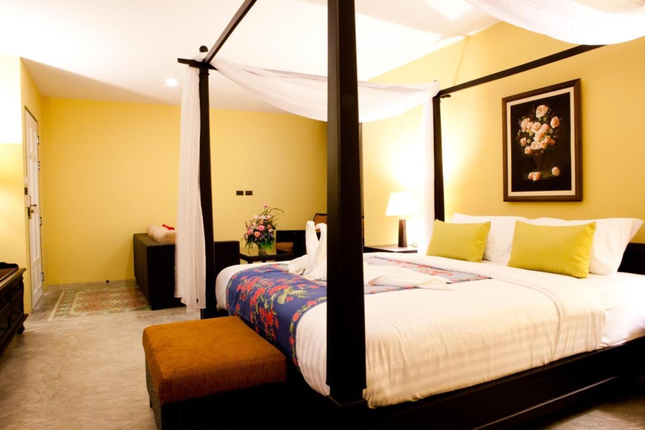 Baan PhuAnda Phuket Hotel Bagian luar foto