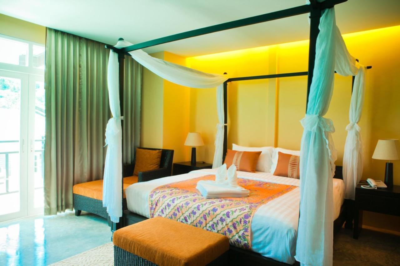 Baan PhuAnda Phuket Hotel Bagian luar foto