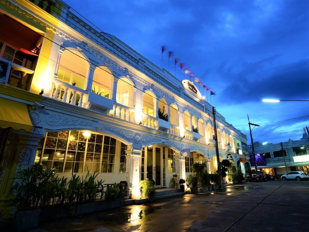 Baan PhuAnda Phuket Hotel Bagian luar foto